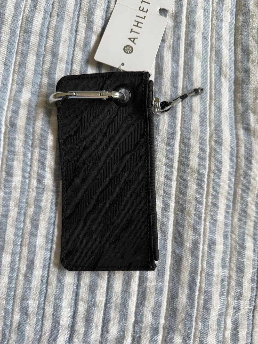 Athleta compact phone